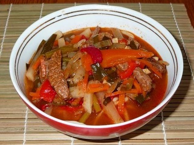 Лагман по-русски - Приготовление лапши для лагмана, Приготовление мяса и овощей