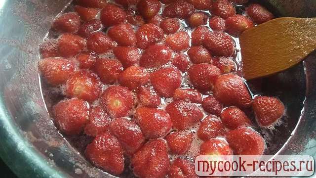 Варенье из цельных ягод клубники